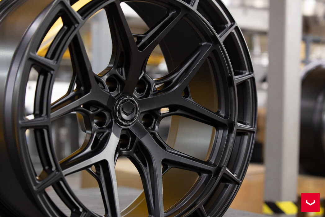 Vossen-HFX-1-5-Lug-Satin