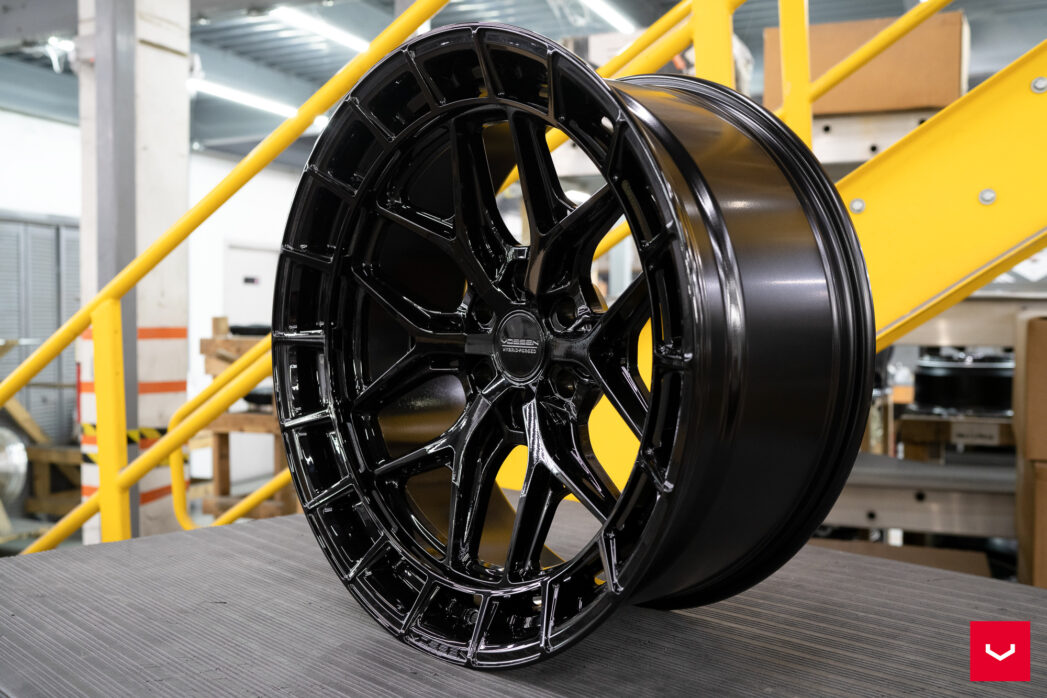 Vossen-HFX-1-Gloss-Black