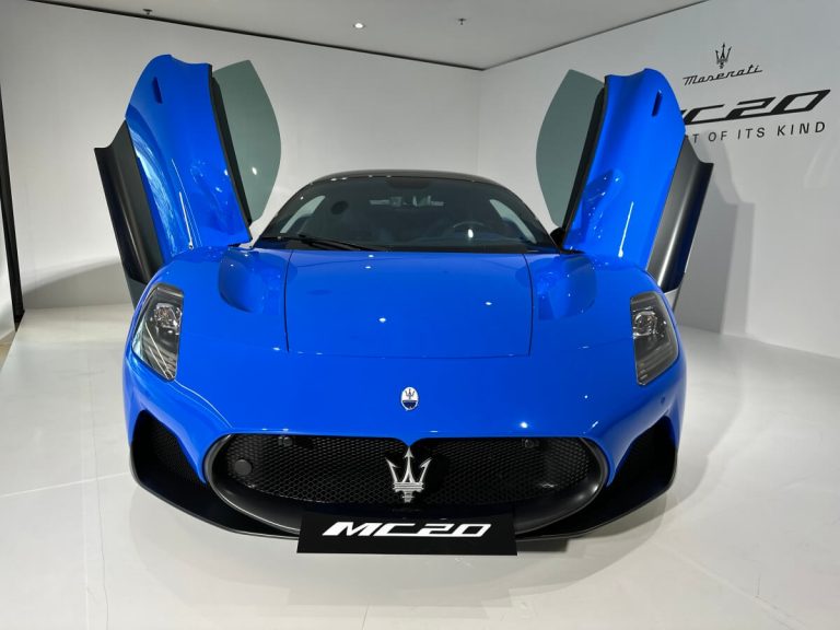 Maserati MC20