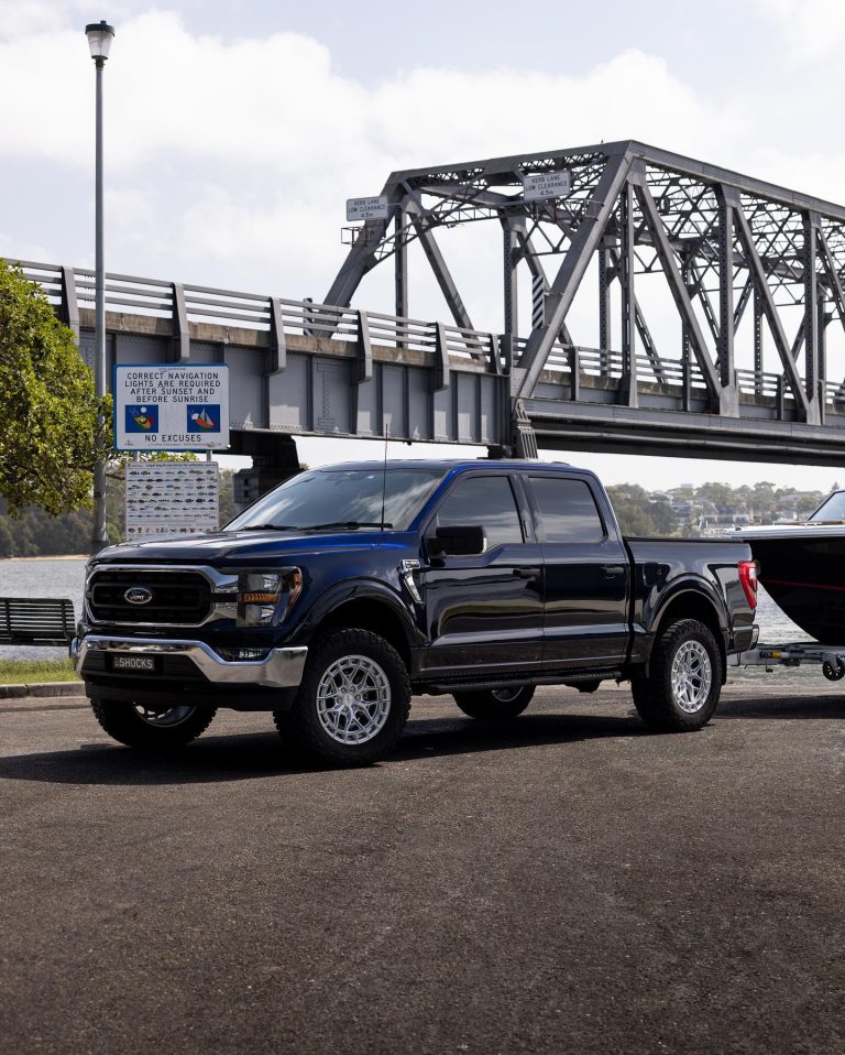 Ford F-150 20” Vossen HFX-1 (6-Lug)