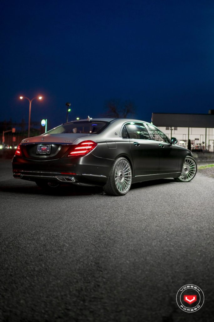 Mercedes S600 Maybach - Vossen Forged S17-13