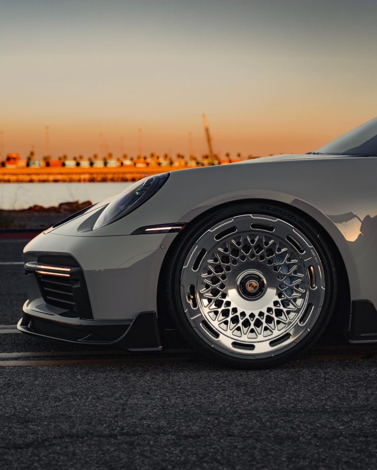 Porsche 911 Turbo S Aerodisc AL13Wheels C020-109R