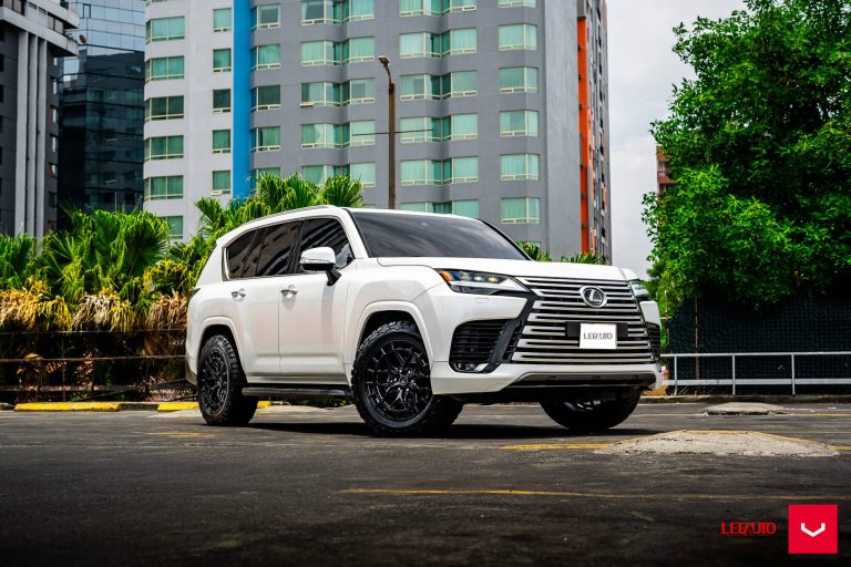 Lexus LX 600 độ mâm Vossen HFX-1 chính hãng