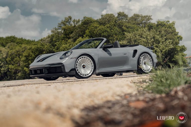 Porsche 911 Turbo S Cabriolet Vossen S21-12