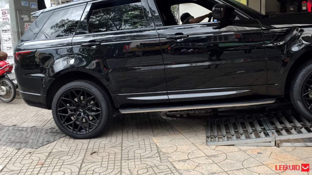 Range Rover Sport độ mâm Vossen HF-2