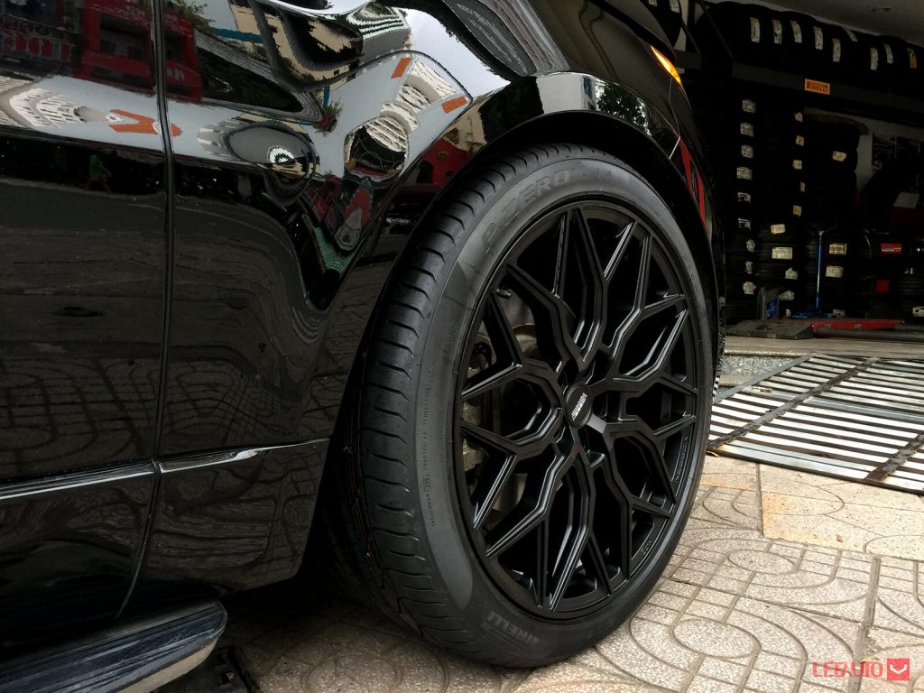 Range Rover Sport độ mâm Vossen HF-2