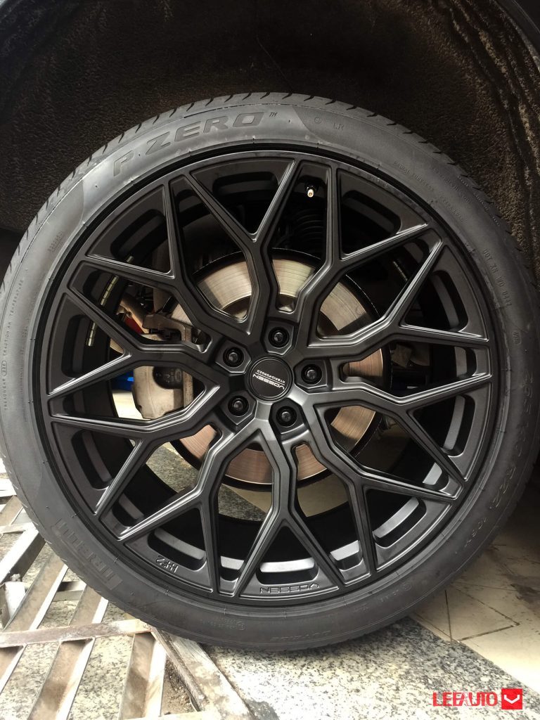 Range Rover Sport độ mâm Vossen HF-2